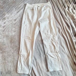 american eagle size 8 white mom jeans